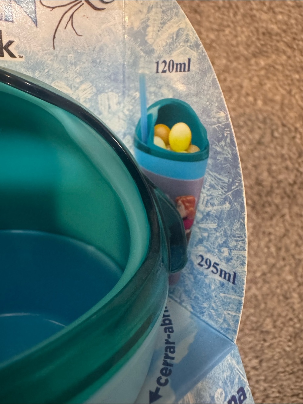 {Zak!} Snak Frozen 2 Tumbler Cup - Picture 6 of 7